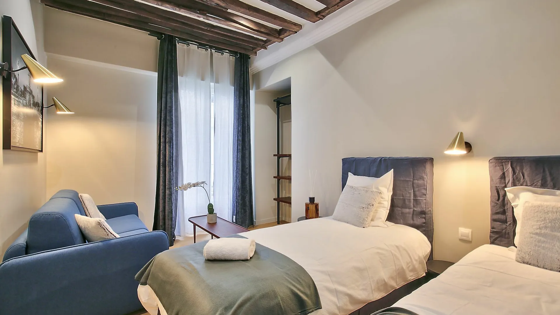 70 - Authentic Parisian Flat Appartement *