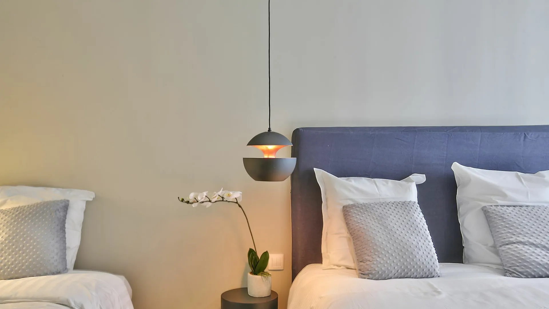 70 - Authentic Parisian Flat *