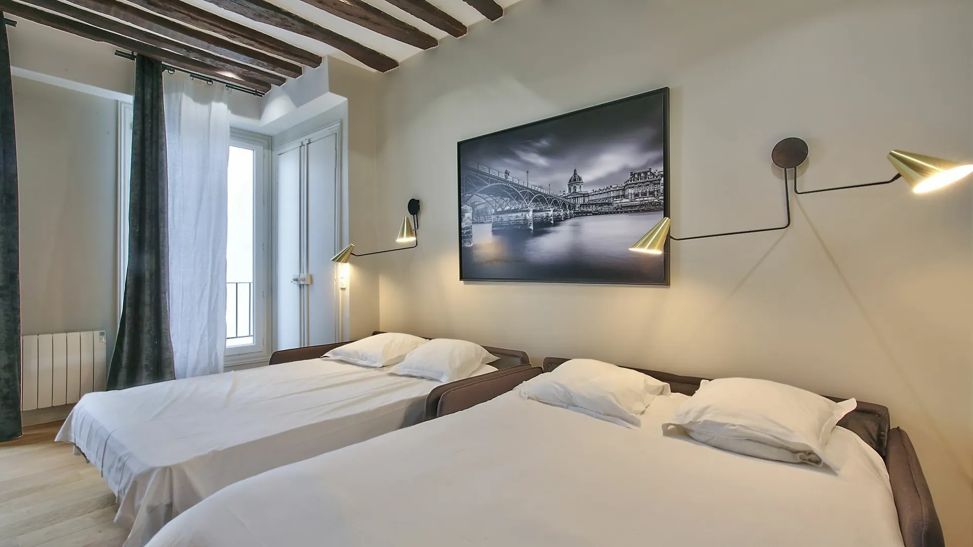 Apartment 70 - Authentic Parisian Flat *