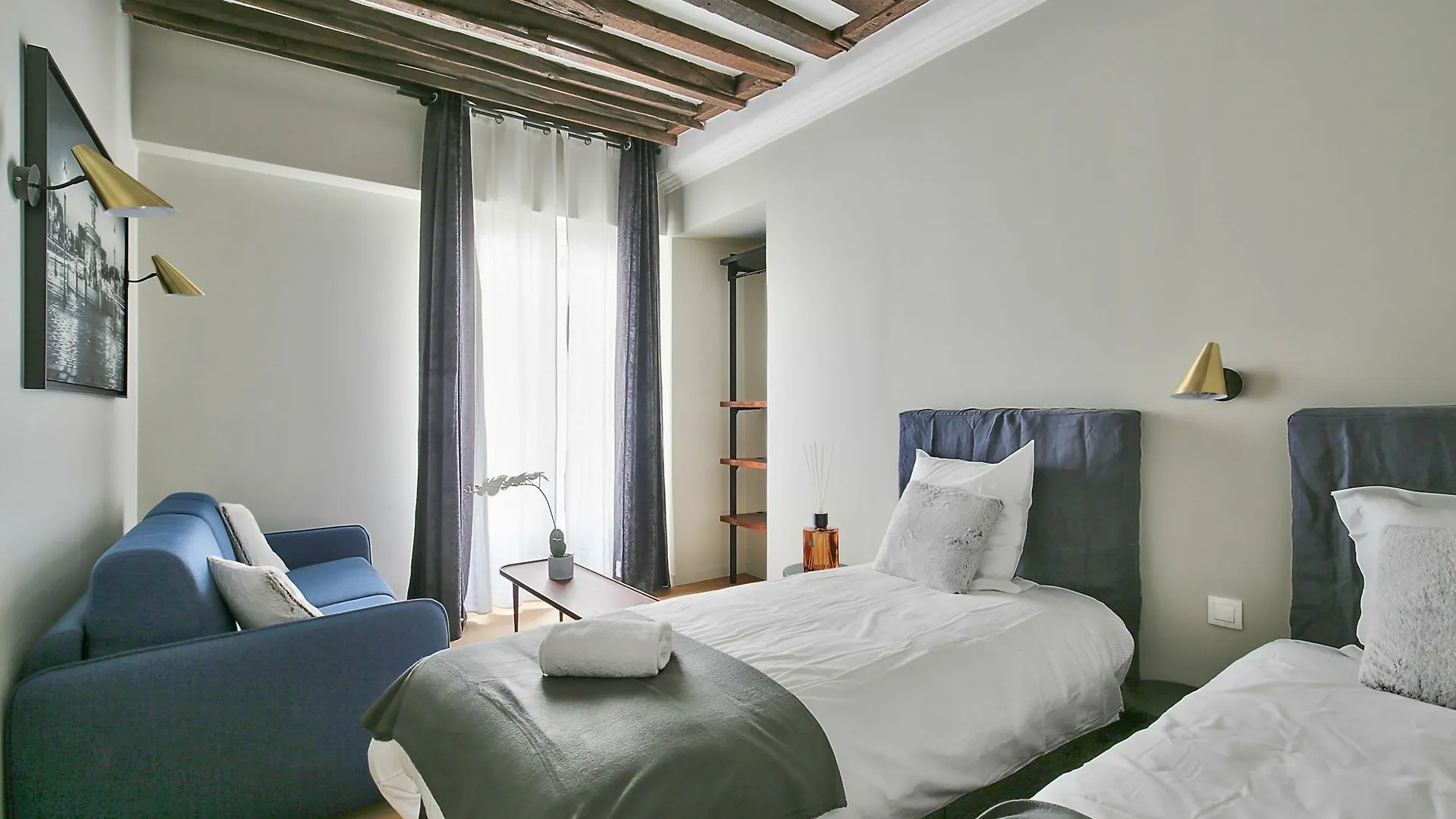 70 - Authentic Parisian Flat *
