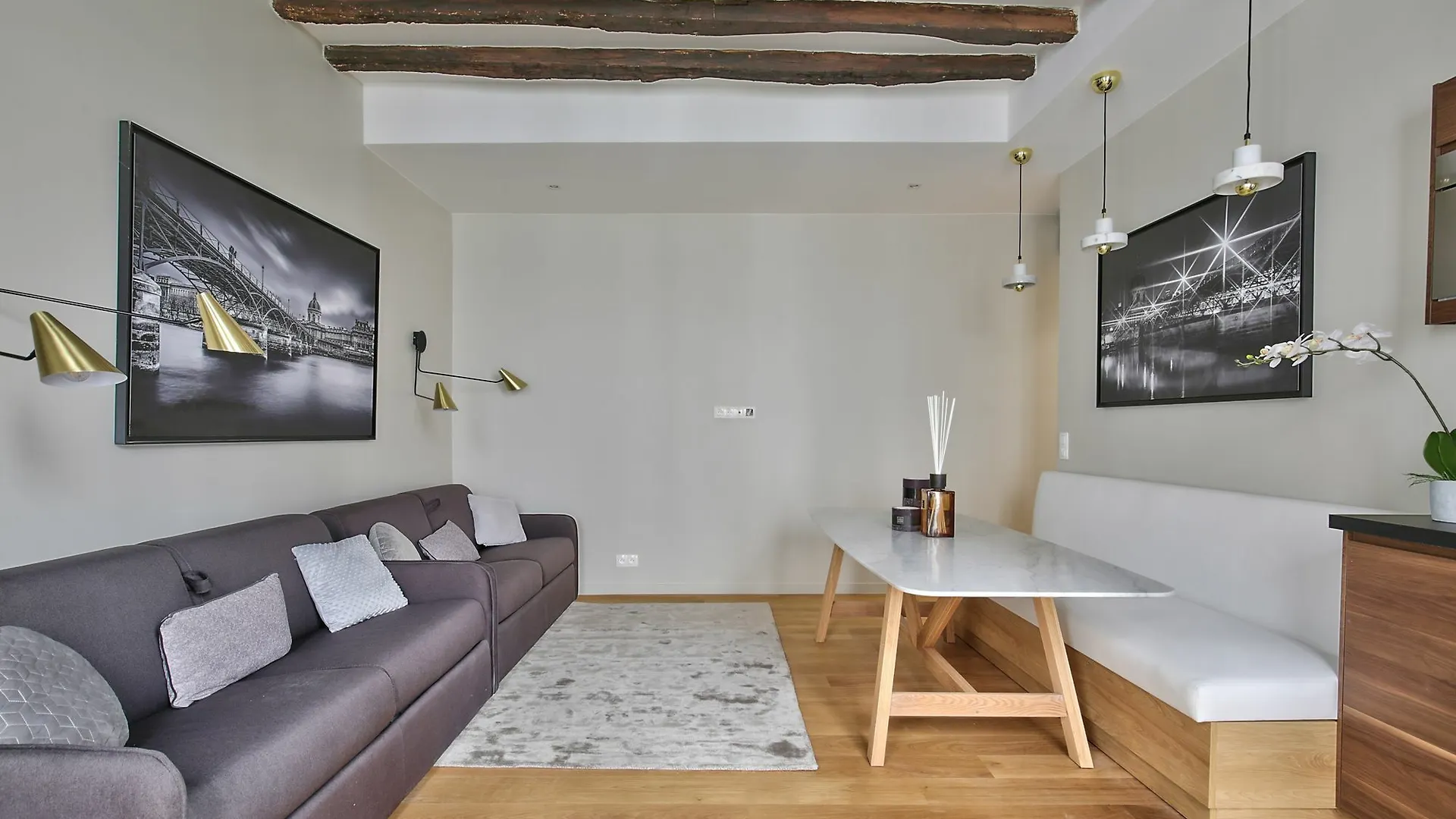 70 - Authentic Parisian Flat *