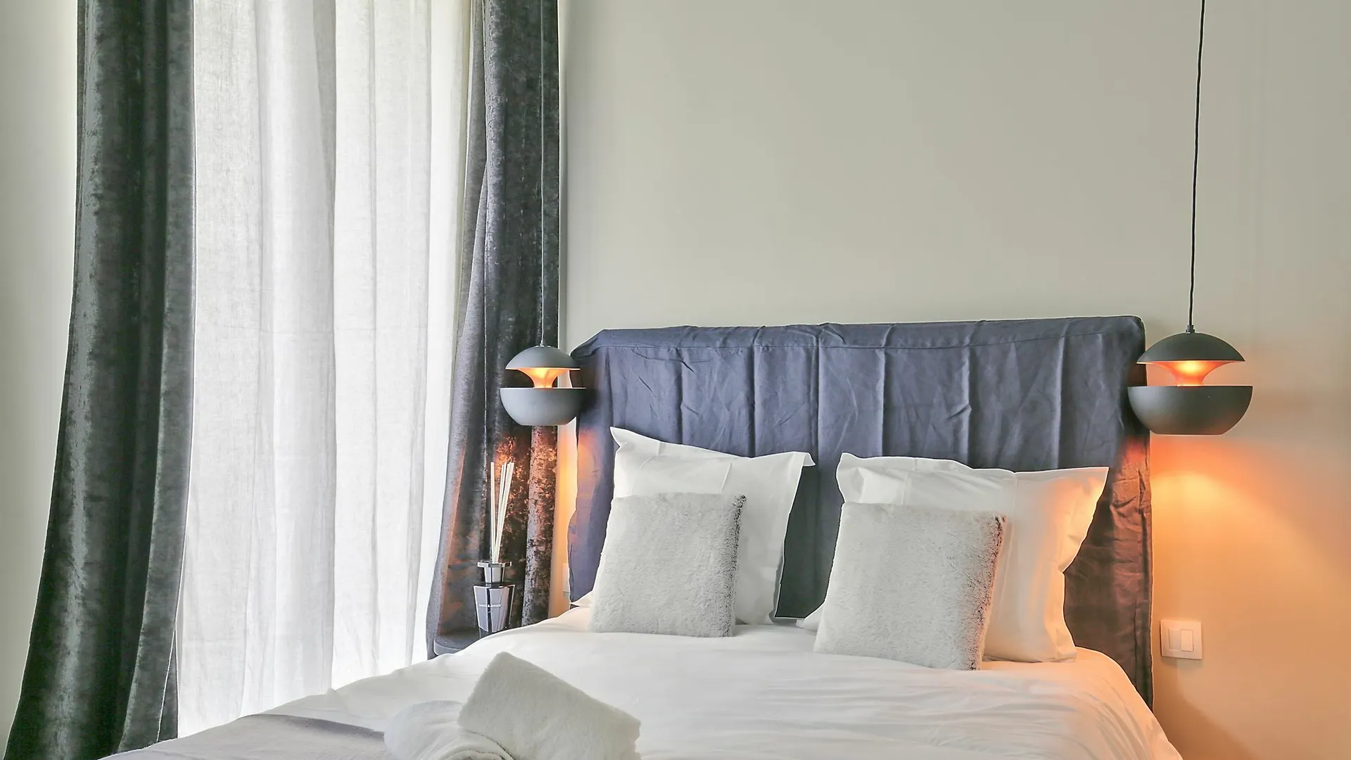 Apartment 70 - Authentic Parisian Flat Paris